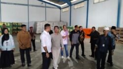 Bupati Karimun Tinjau Gudang Bulog, Pastikan Stock Beras Aman