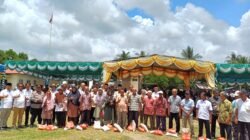 Gelar Baksos di Karimun, Iman dan Satria Hantarkan Ribuan Paket Sembako untuk Masyarakat Pulau Alai