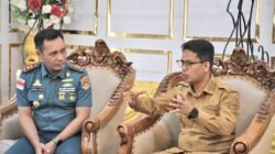 Danlanal Karimun Silaturahmi Dengan Bupati Karimun, Pererat Sinergitas TNI AL Dengan Pemda