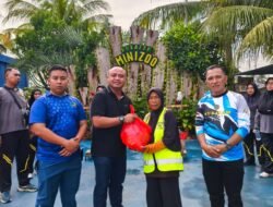 Rutan Karimun Gelar Baksos 20 Paket Sembako Disalurkan Untuk Petugas Kebersihan Dan Warga Masyarakat Kurang Mampu