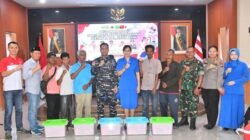 Sambut Natal Dan Tahun Baru Lanal Karimun Gelar Aksi Baksos