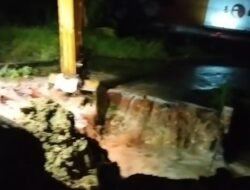 Kesal Janji Perbaikan Tak Terealisasi, Warga Kampung Tua Sungai Binti Bongkar Paksa Gorong-Gorong Sempit Pemicu Banjir