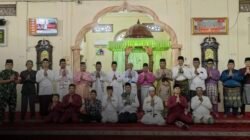 Bupati Karimun Jadi Khatib Idul Adha di Moro, Tekankan Makna Pengorbanan Dan Ketahanan Keluarga