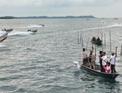 Heboh Pesta Anak Pulau, Deru Mesin Speed Boat dan Ketinting Panaskan Perairan Pulau Kasu