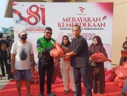 Semarak HUT RI, First Club Salurkan 1.000 Paket Sembako di Batam