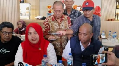 Parkir Pelabuhan Taman Bunga Ditata