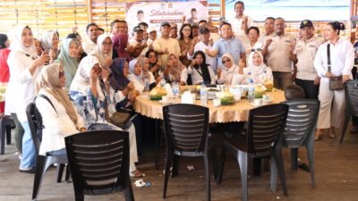 Jaga Soliditas Tim,  Iman Sutiawan Silaturahmi Dengan Relawan ASLI Sagulung